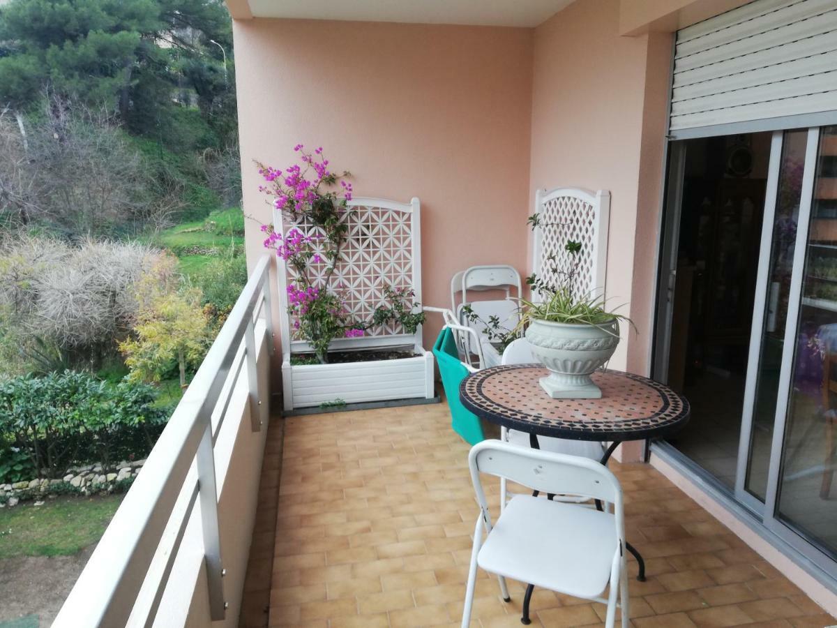 Studio 3 Personnes Menton Exteriér fotografie